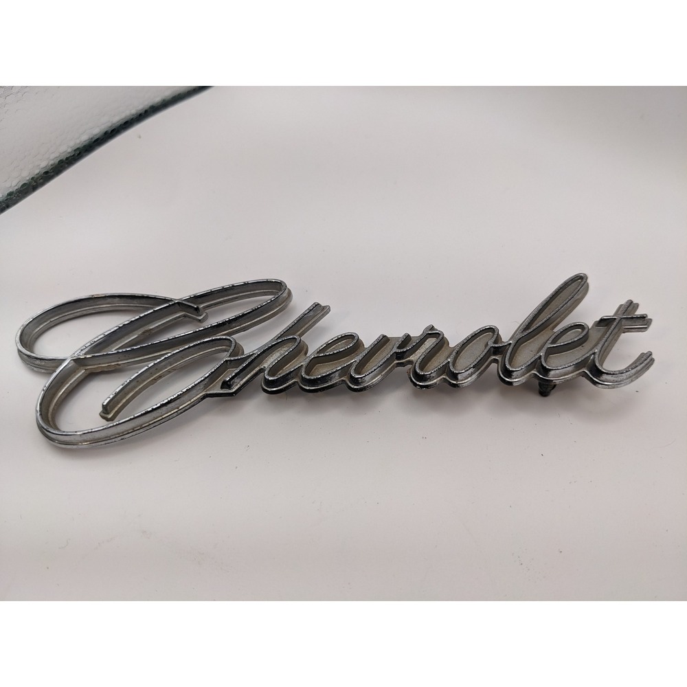 Vintage Chevrolet Script Emblem Chrome Trunk Fender Badge OEM 9818006 6.5 Inch